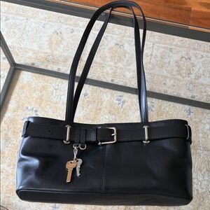 Authentic Osoi Black Leather Shoulder Bag